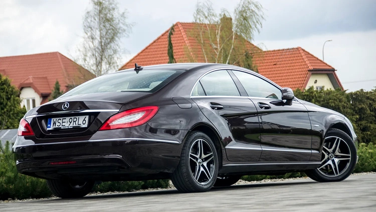 Mercedes-Benz CLS cena 72900 przebieg: 198000, rok produkcji 2011 z Sierpc małe 407